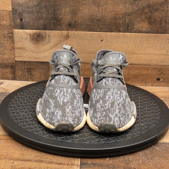 ADIDAS NMD R1 WOMENS ATHLETIC SHOES GRAY PINK LOW RUNNING GYM TRAIN SIZE 10.5 - Picture 2 of 9